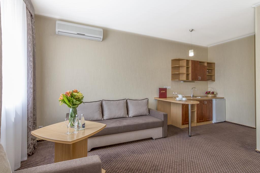 Mariot Medical Center Hotel Truskavets Exterior photo